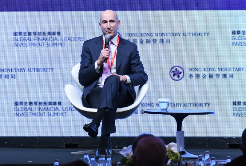 資本集團總裁兼行政總裁Mike Gitlin警告，資本市場短期估值存在很大挑戰。